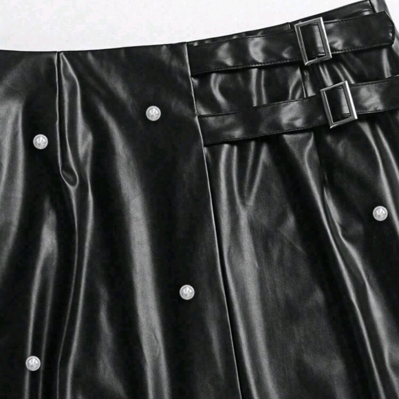 Brand new faux leather pearl midi skirt - Picture 7 of 8